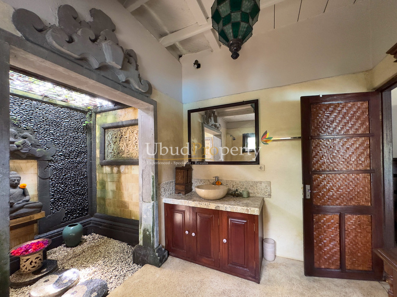 Ubud Property Villa For Lease in Ubud Bali